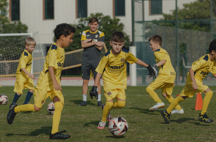 Kids training with the ball